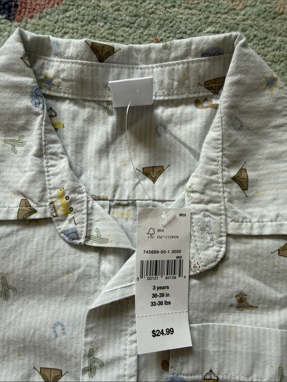 GAP White Short Sleeve Button-Down Shirt with Subtle Multi-Color Prints - Picture 2 of 3